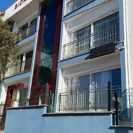 Kadinlar Denizi Kumsal Life Kusadasi
